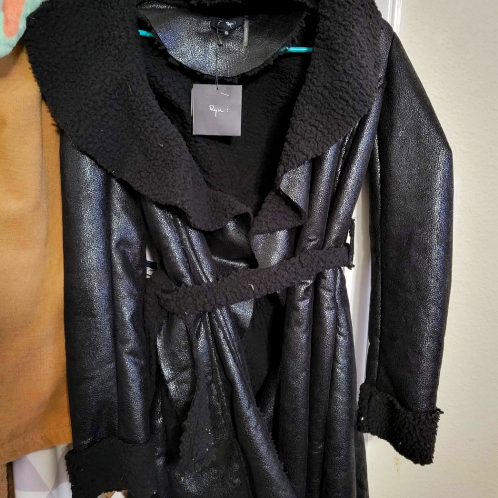 Brand new black coay